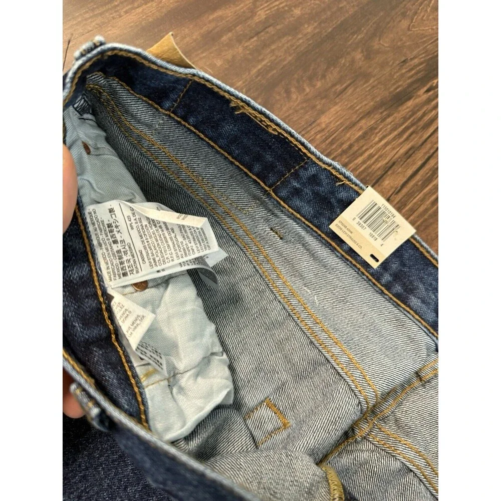 Levis 501 Jeans Size 42x33 Blue Straight Leg Medium Wash Button Fly Mexico